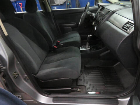 2010 Nissan Versa 1.8 S