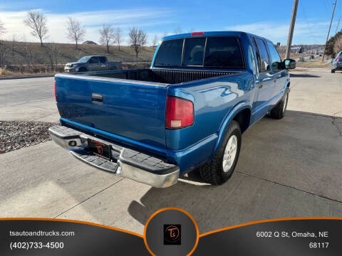 2001 Chevrolet S-10 LS