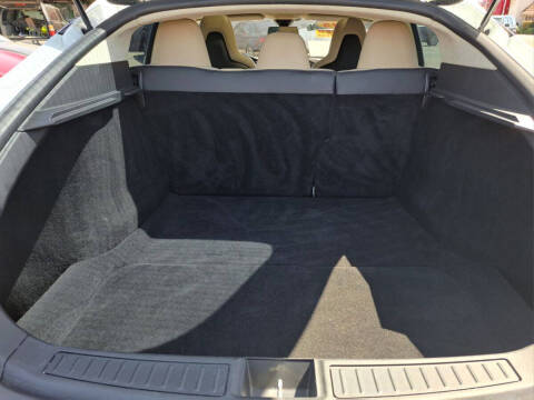 2015 Tesla Model S