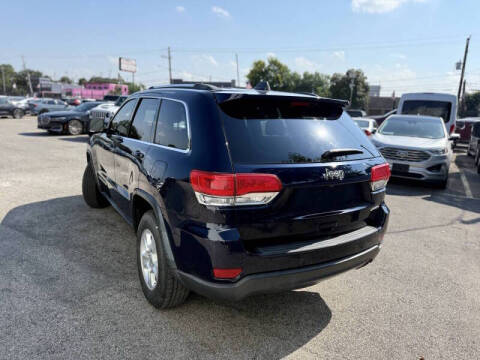 2017 Jeep Grand Cherokee Laredo