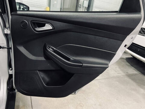 2017 Ford Focus Titanium