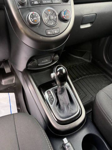 2012 Kia Soul +