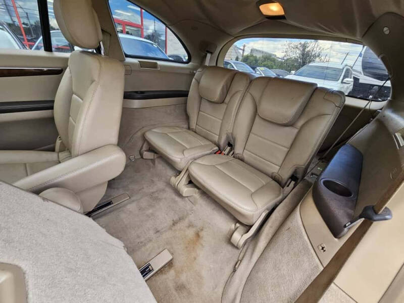 2011 Mercedes-Benz R-Class R 350