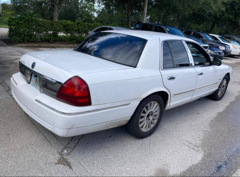 2010 Mercury Grand Marquis LS