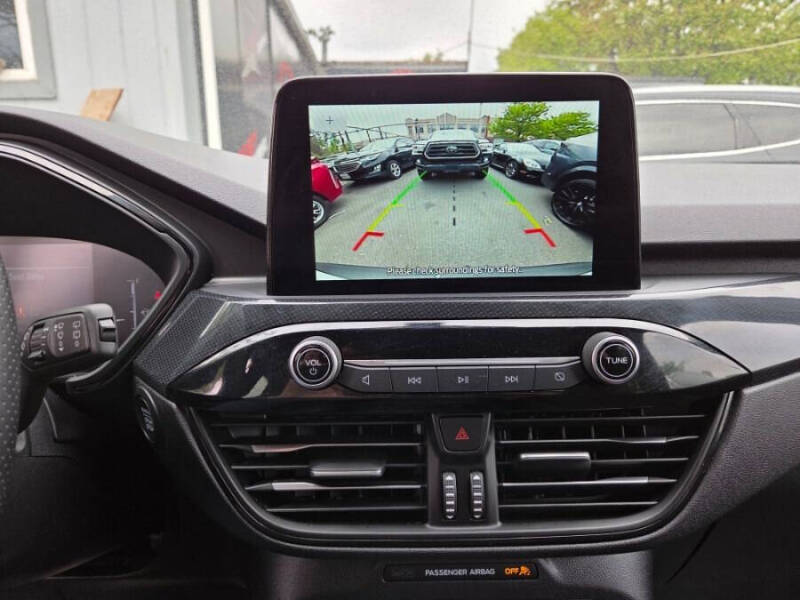 2025 Ford Escape ST-Line