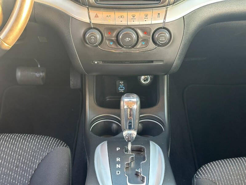 2020 Dodge Journey SE Value