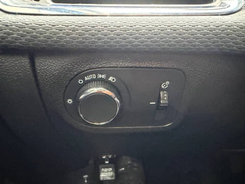 2018 Chevrolet Cruze LT Auto