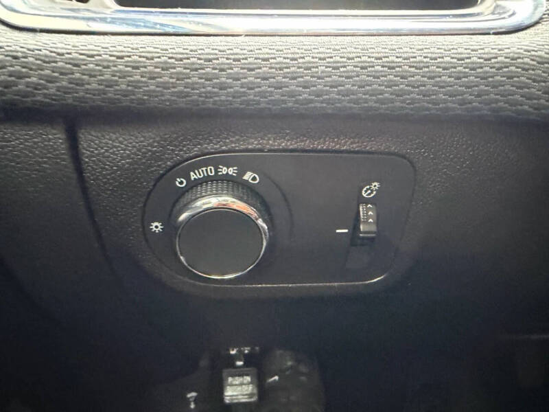 2018 Chevrolet Cruze LT Auto