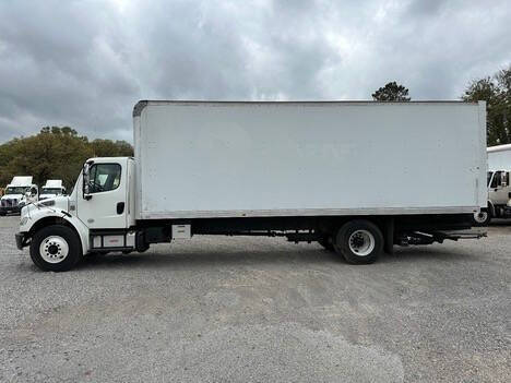 2019 Freightliner M2 106