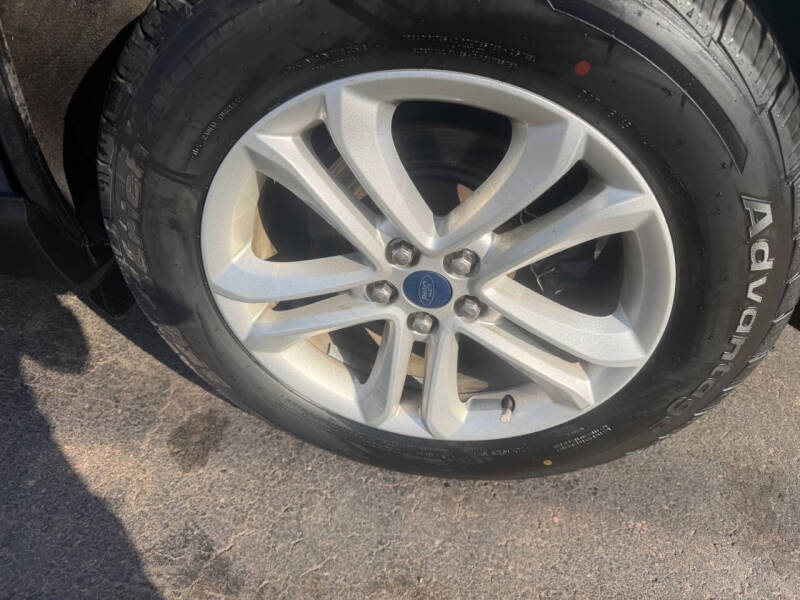 2020 Ford Edge SEL