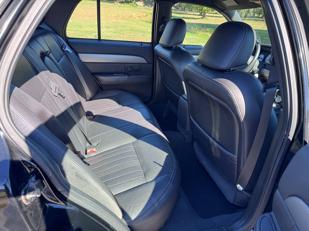 2004 Mercury Marauder 23