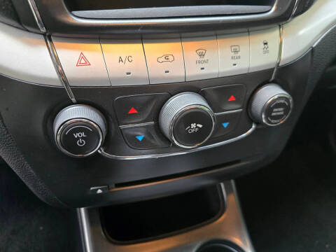 2019 Dodge Journey SE