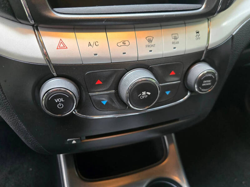 2019 Dodge Journey SE