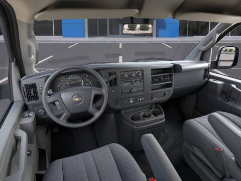 2025 Chevrolet Express 2500