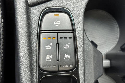 2022 Kia Niro EX Premium