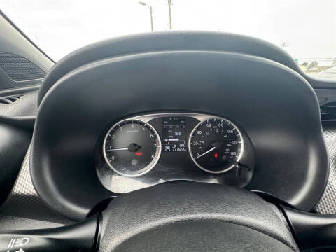 2020 Nissan Kicks S