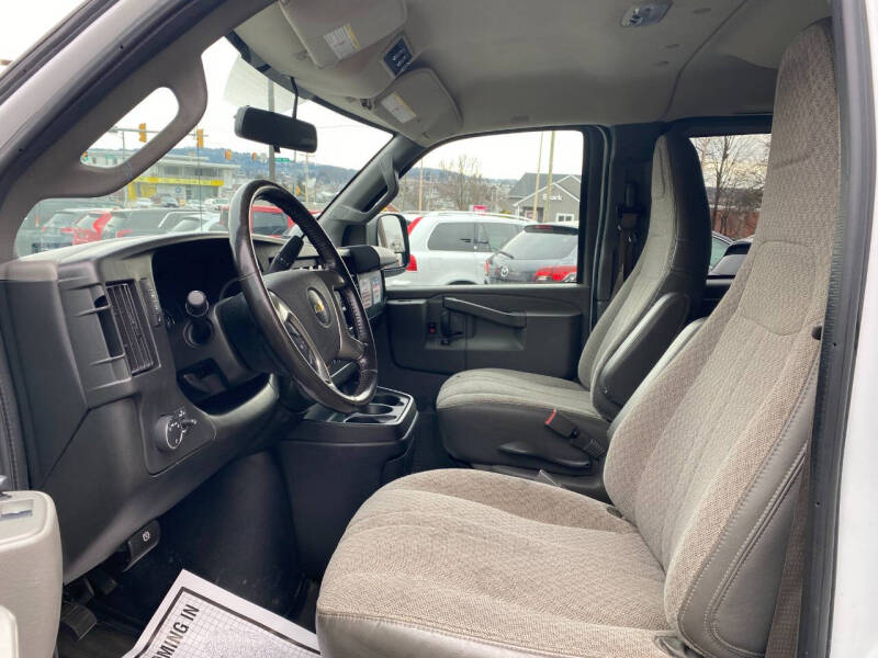2018 Chevrolet Express LS 3500