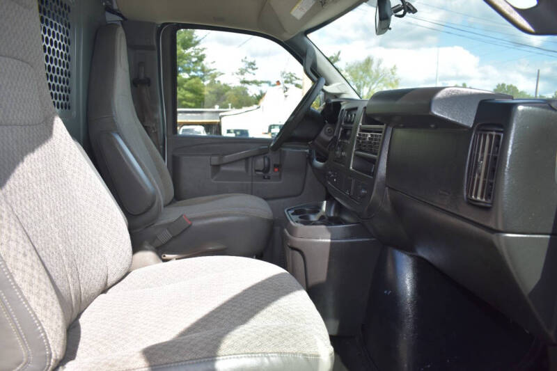 2017 Chevrolet Express 2500