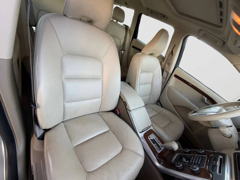 2012 Volvo XC70