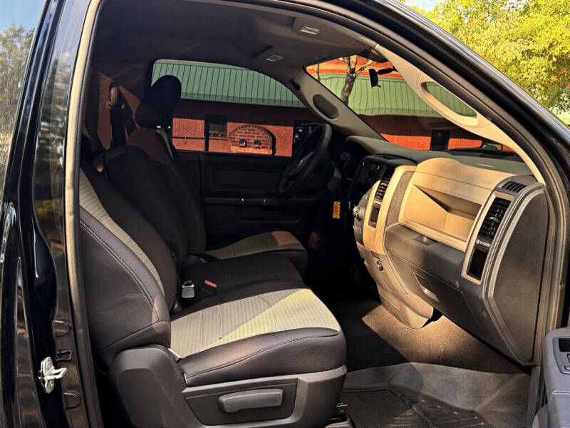 2012 RAM 1500 ST