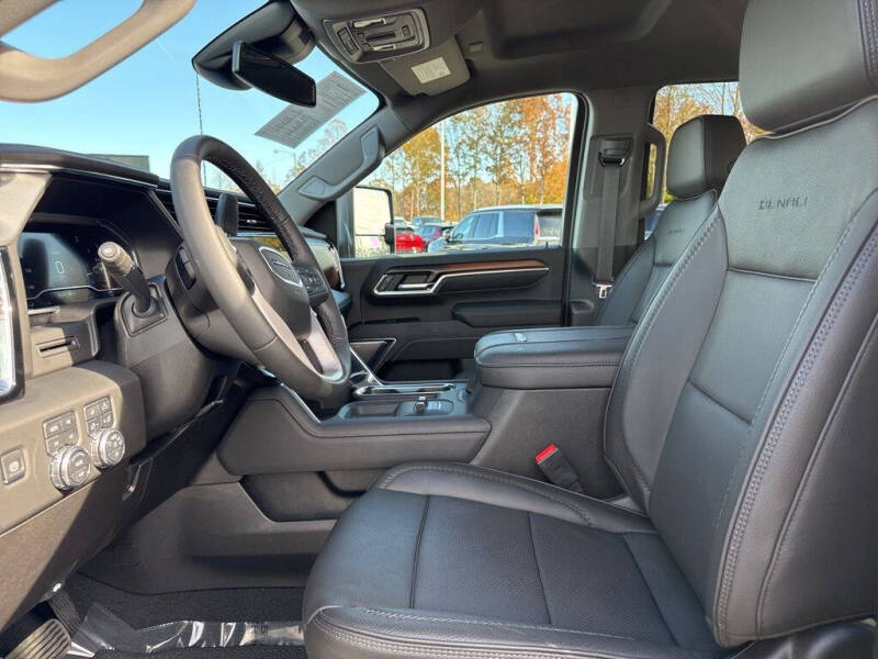 2025 GMC Sierra 2500HD