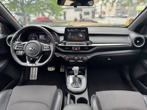 2021 Kia Forte GT Line