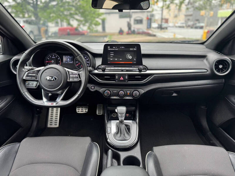 2021 Kia Forte GT Line