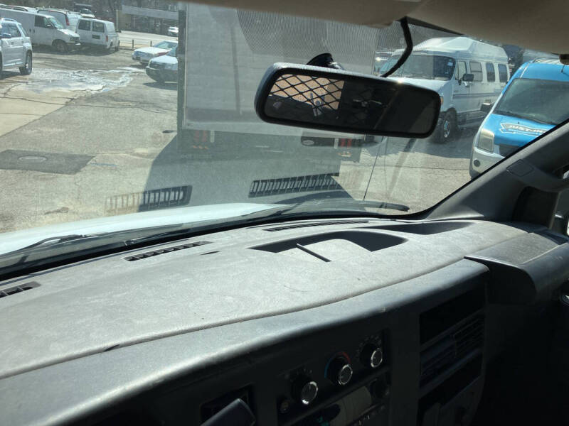 2019 Chevrolet Express 2500