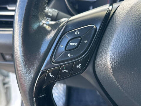 2021 Toyota C-HR XLE