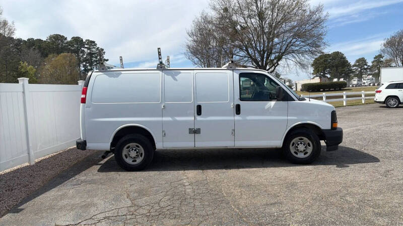 2017 Chevrolet Express 2500