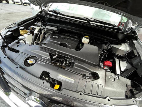 2018 Nissan Pathfinder SL