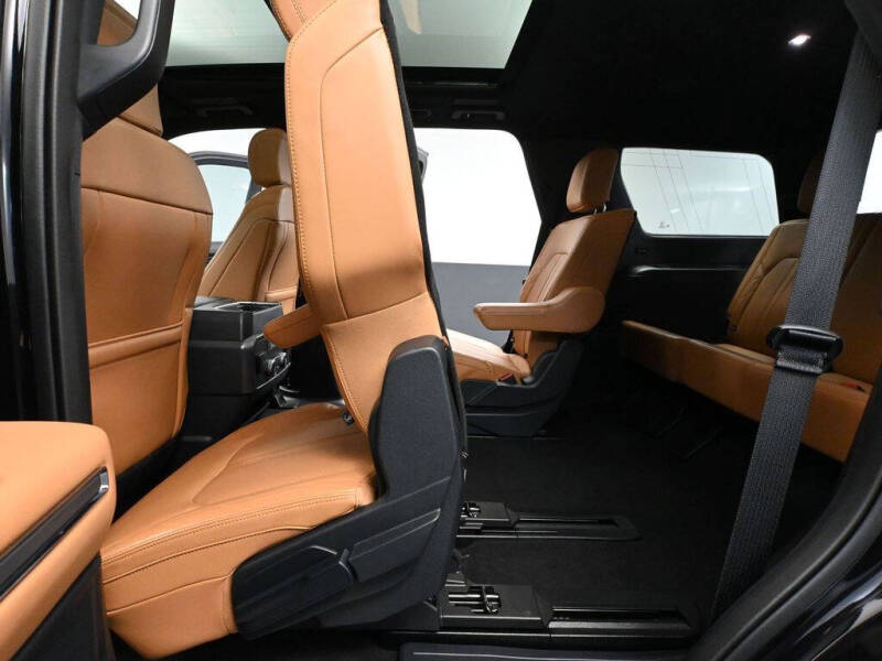 2024 Ford Expedition Platinum