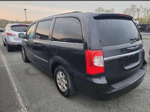 2011 Chrysler Town and Country for sale at AUTO LANE INC in Henrico NC