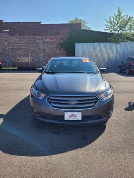 2016 Ford Taurus for sale at Frankies Auto Sales in Detroit MI