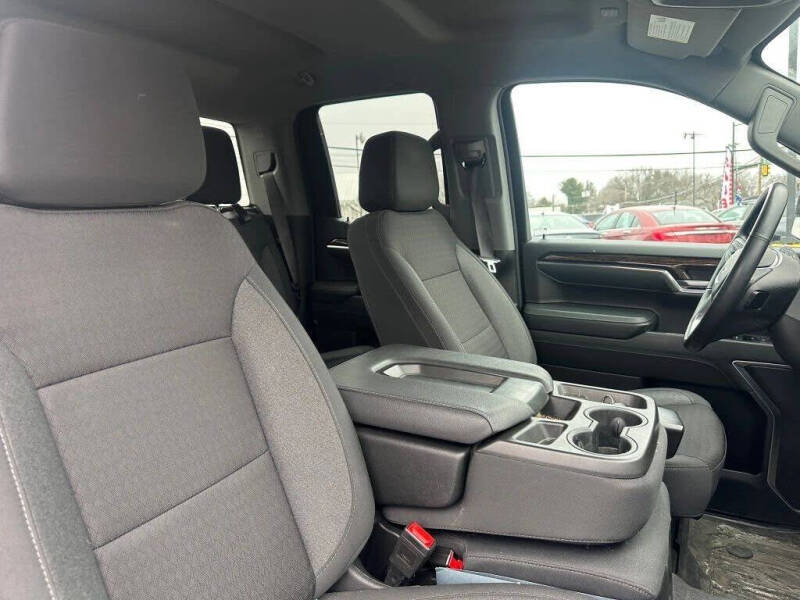 2023 GMC Sierra 1500 Elevation