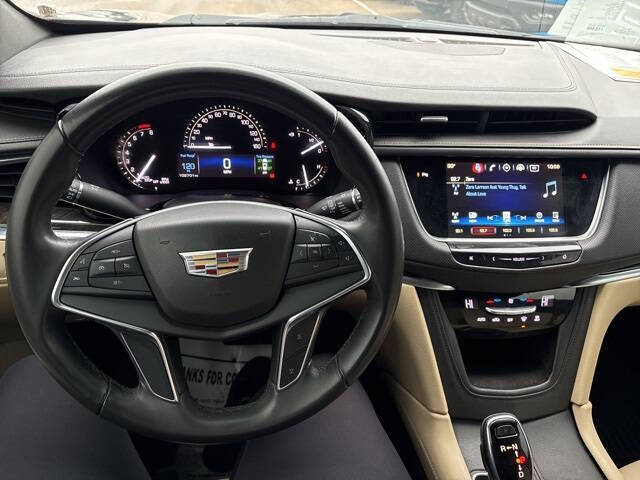 2017 Cadillac XT5