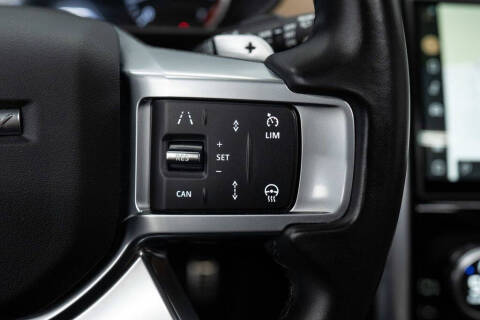 2023 Land Rover Discovery P300 S R-Dynamic