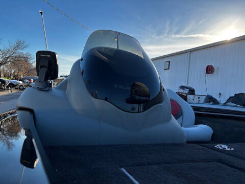 2014 Tracker PRO TEAM 175