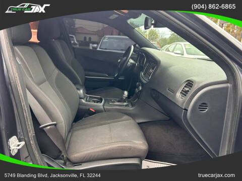 2017 Dodge Charger SXT