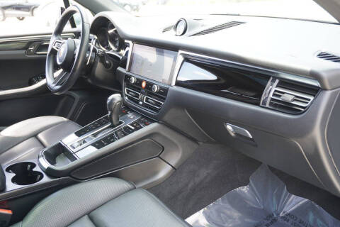 2023 Porsche Macan