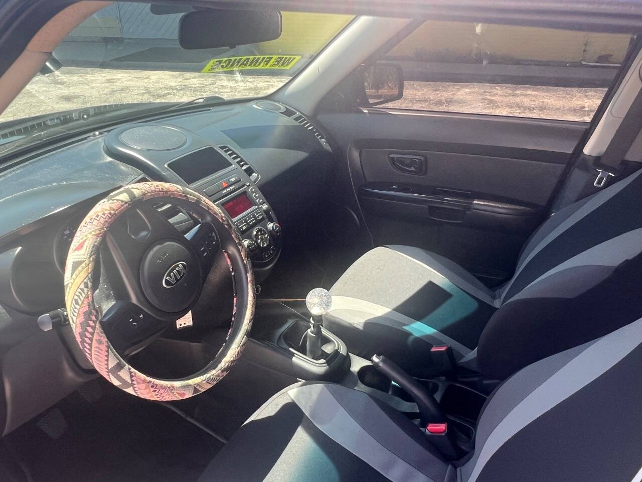 Black 2013 Kia Soul Base 4dr Crossover 6A 7