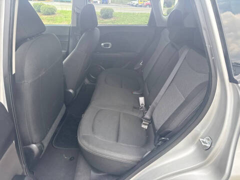 2019 Kia Soul +