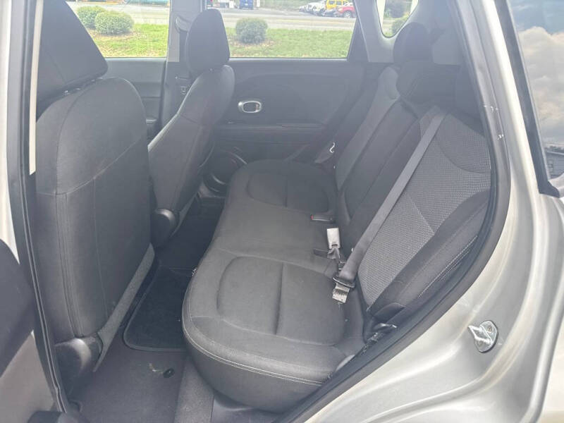 2019 Kia Soul +