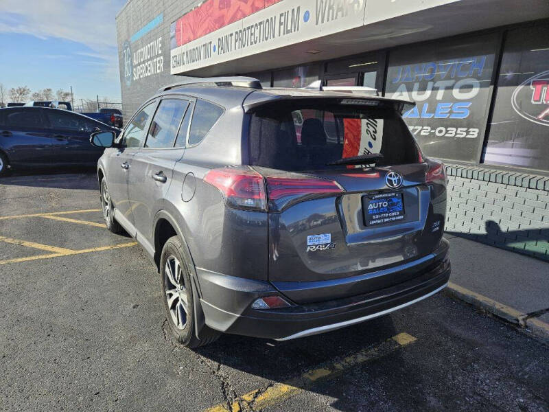 2018 Toyota RAV4 XLE
