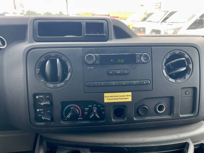 2009 Ford E-Series E-250