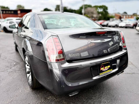 2014 Chrysler 300 S