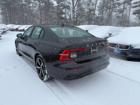 2025 Volvo S60 B5 Core