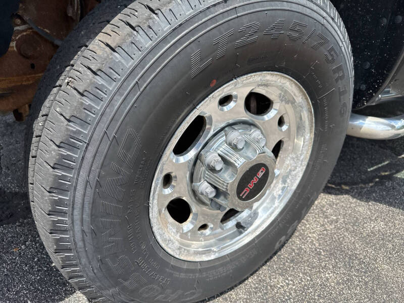 2004 GMC Sierra 2500 SLE