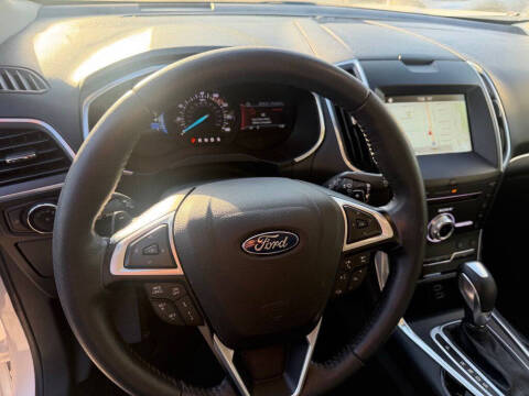 2017 Ford Edge Sport