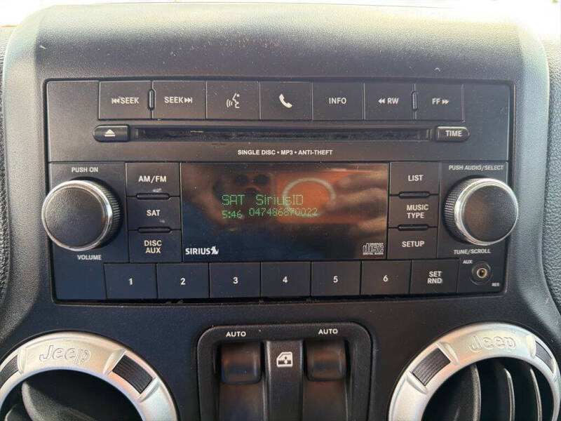 2012 Jeep Wrangler Sahara